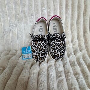 Hey Dude kids size 12